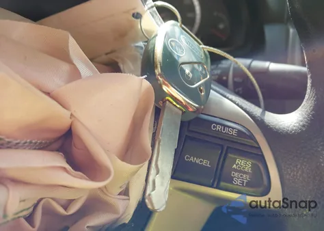 2011 Honda Accord 2.4 Ex из США, поврежденный, VIN 1HGCP2F75BA056989